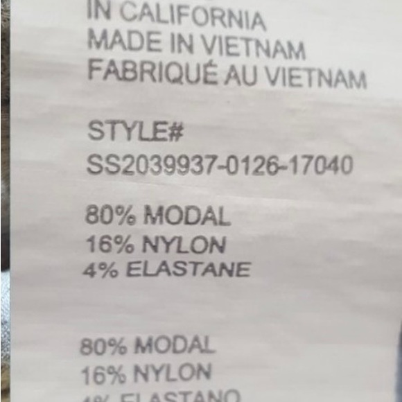 Fabletics cropped hoodie - Picture 4 of 4